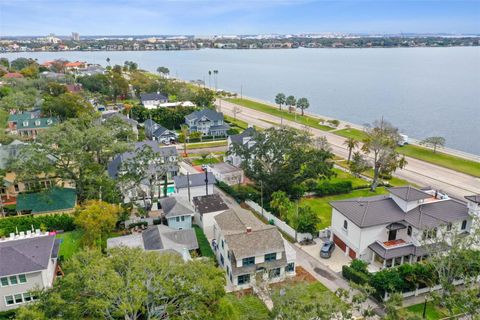 A home in TAMPA