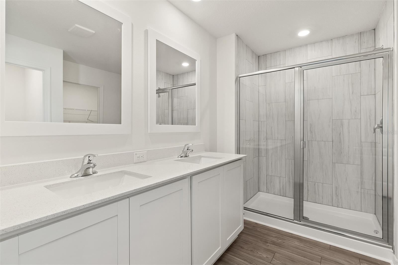 PEACH CROSSINGS - Residential