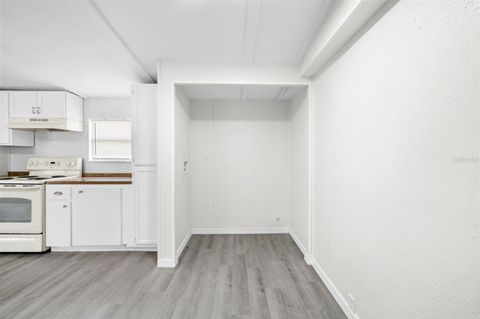 Tiny photo for Crystal River, FL 34428 (MLS # TB8490427)