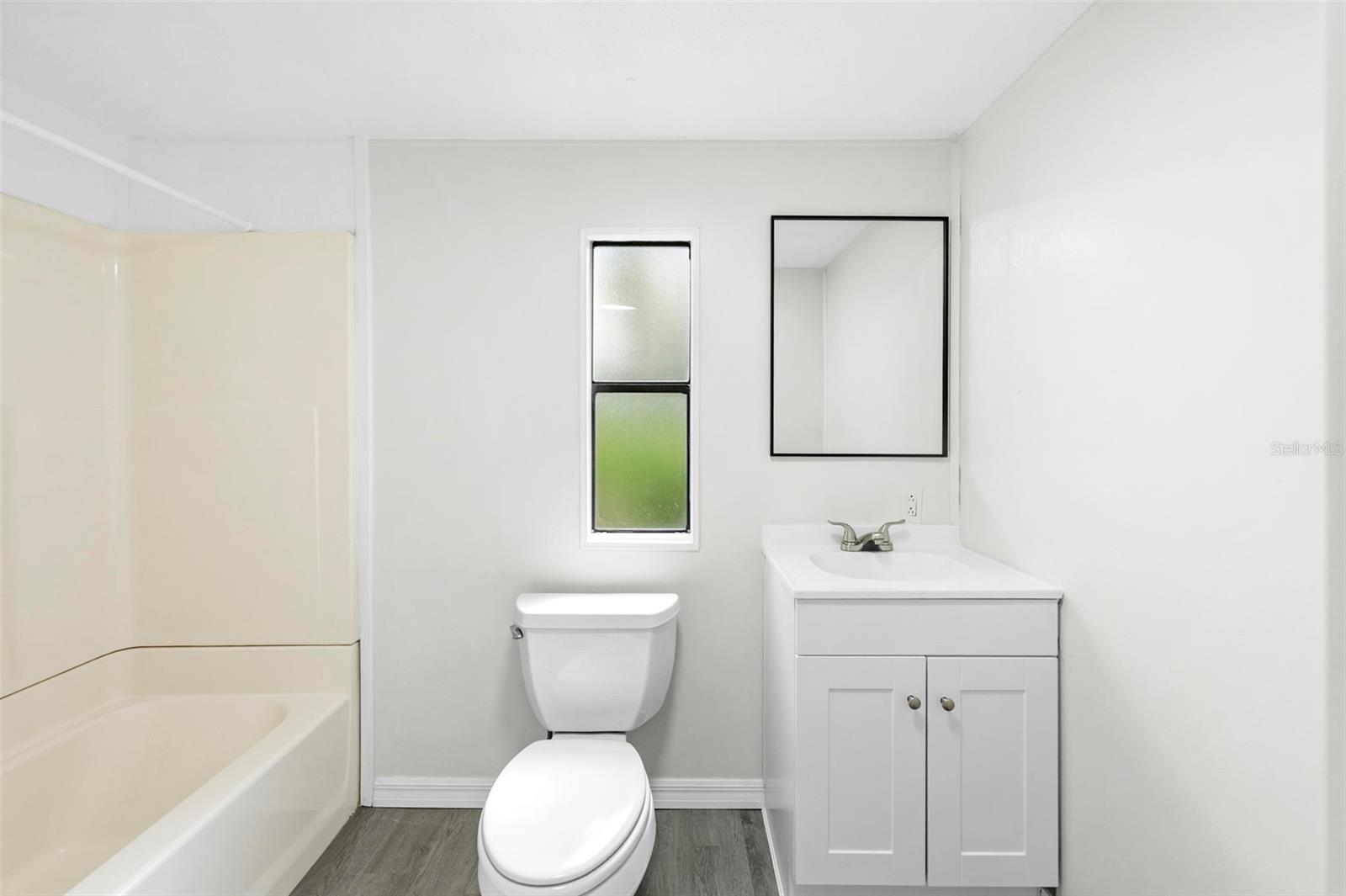 HOLIDAY ACRES UNIT 01 - Residential