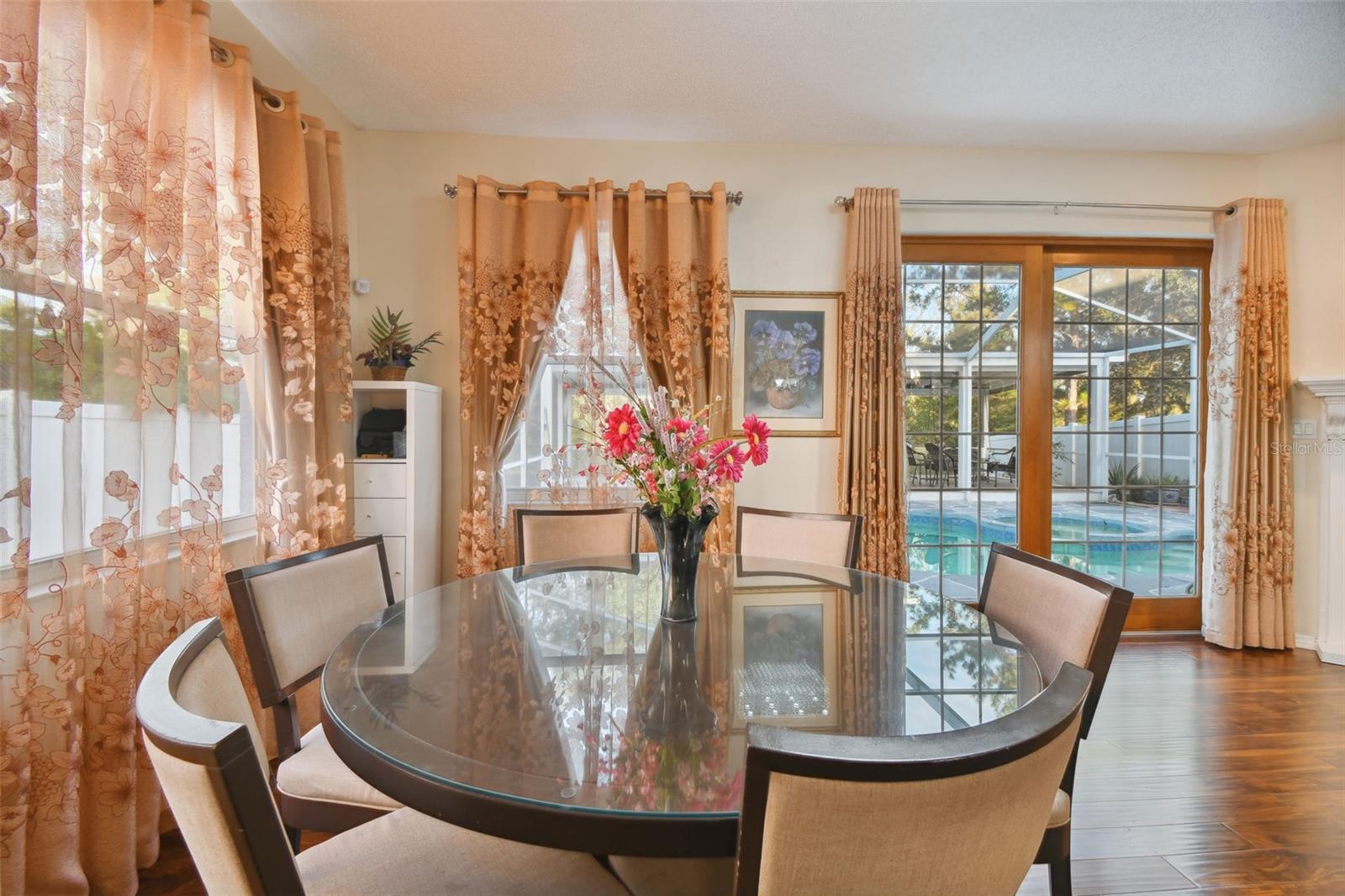 EASTLAKE OAKS PH 2 - Residential