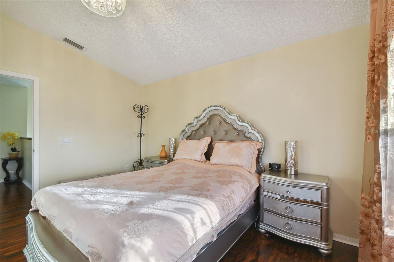 EASTLAKE OAKS PH 2 - Residential