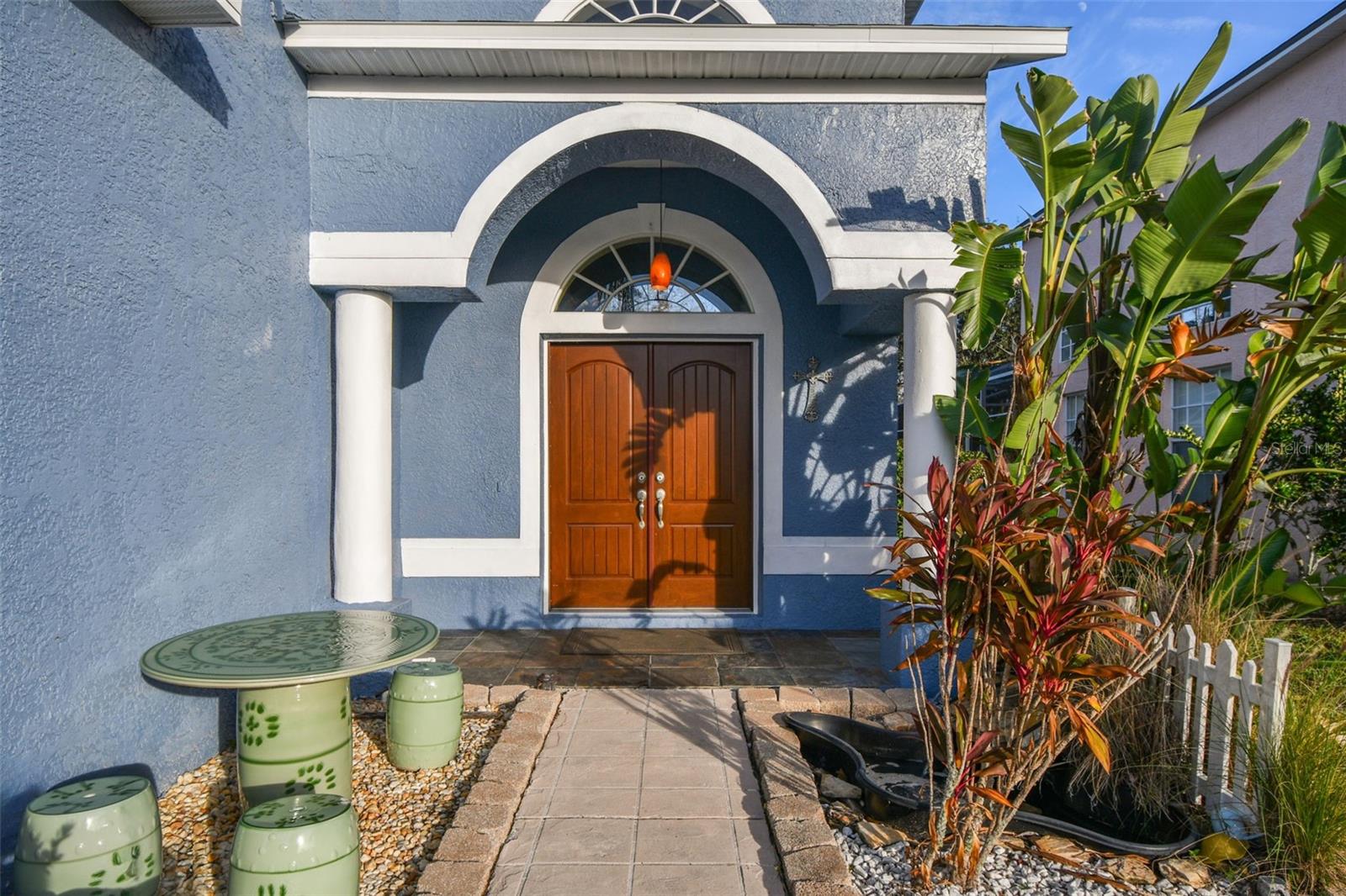 1637 GRAY BARK DRIVE