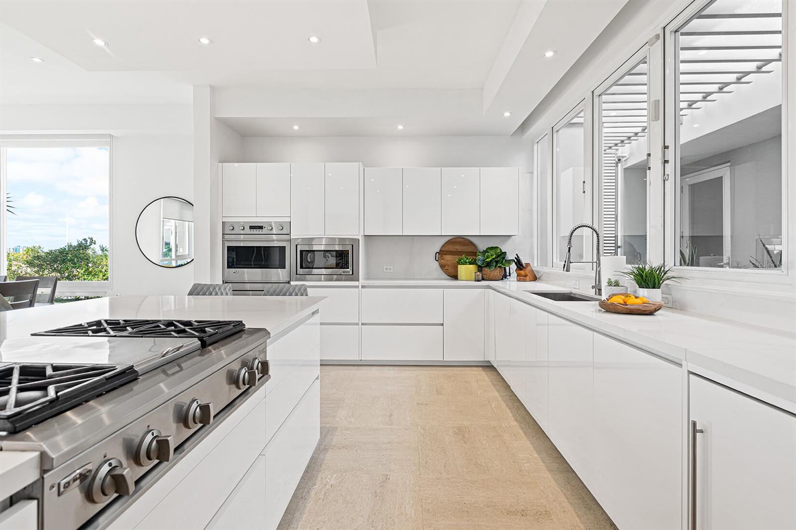 VILLAS REALES - Residential