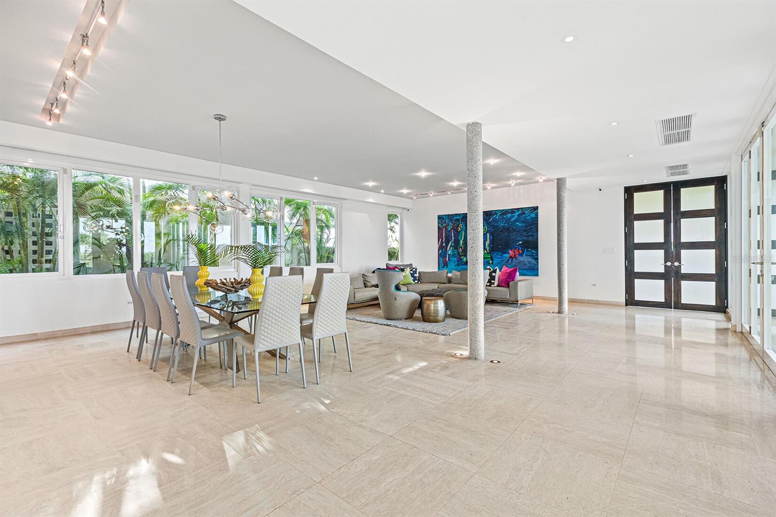 VILLAS REALES - Residential