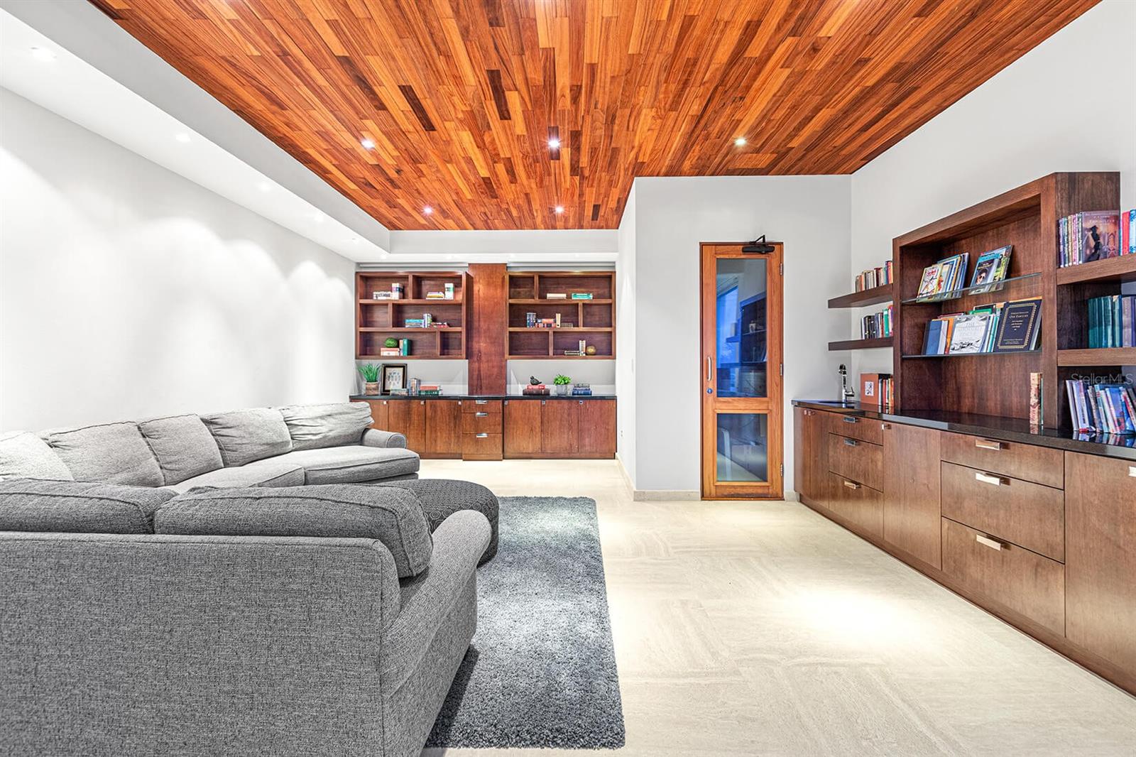 VILLAS REALES - Residential