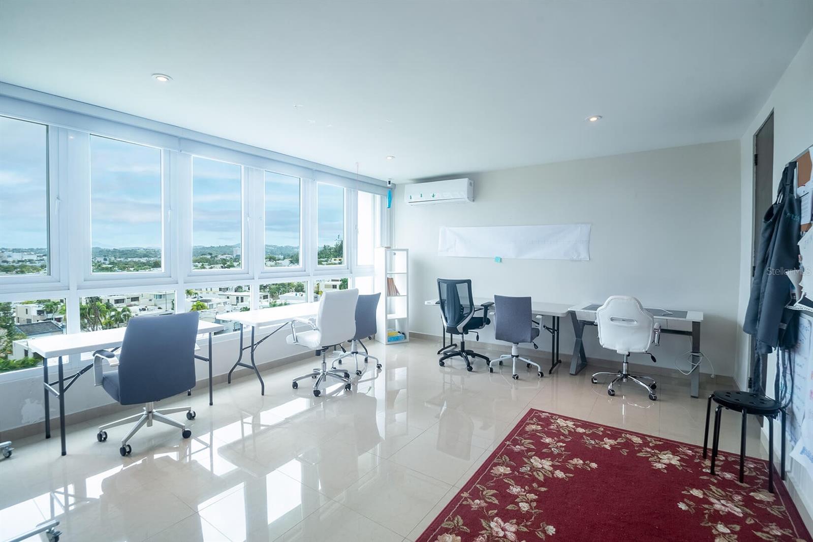 VILLAS REALES - Residential