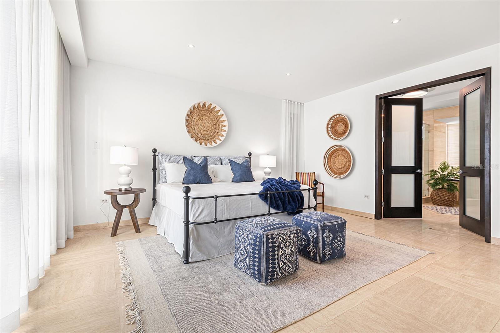 VILLAS REALES - Residential