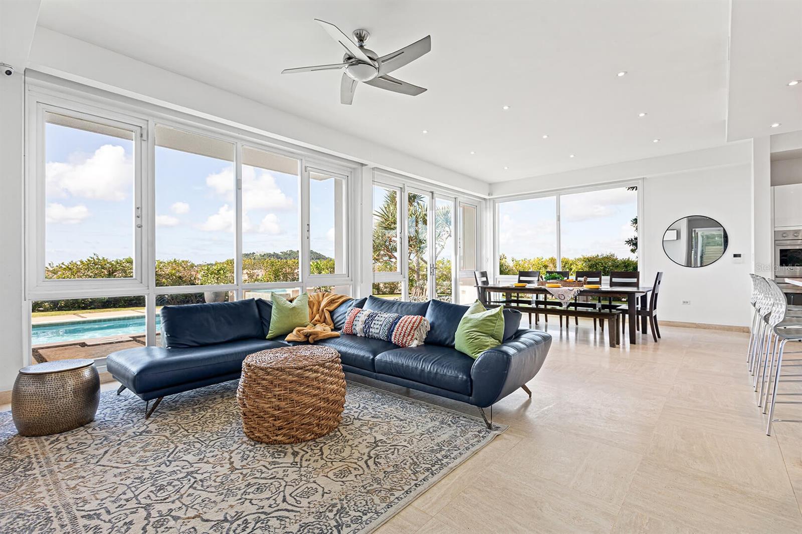 VILLAS REALES - Residential