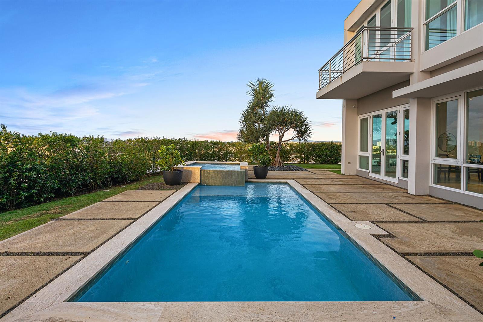 VILLAS REALES - Residential