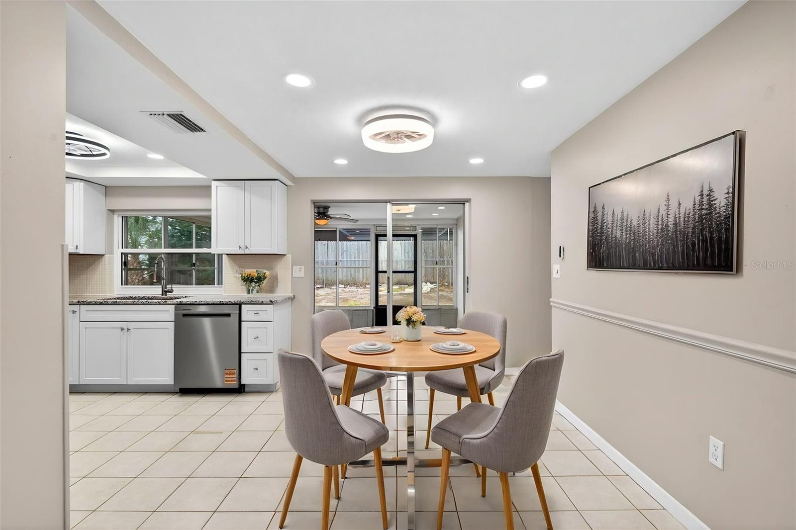 EMBASSY HILLS - Residential