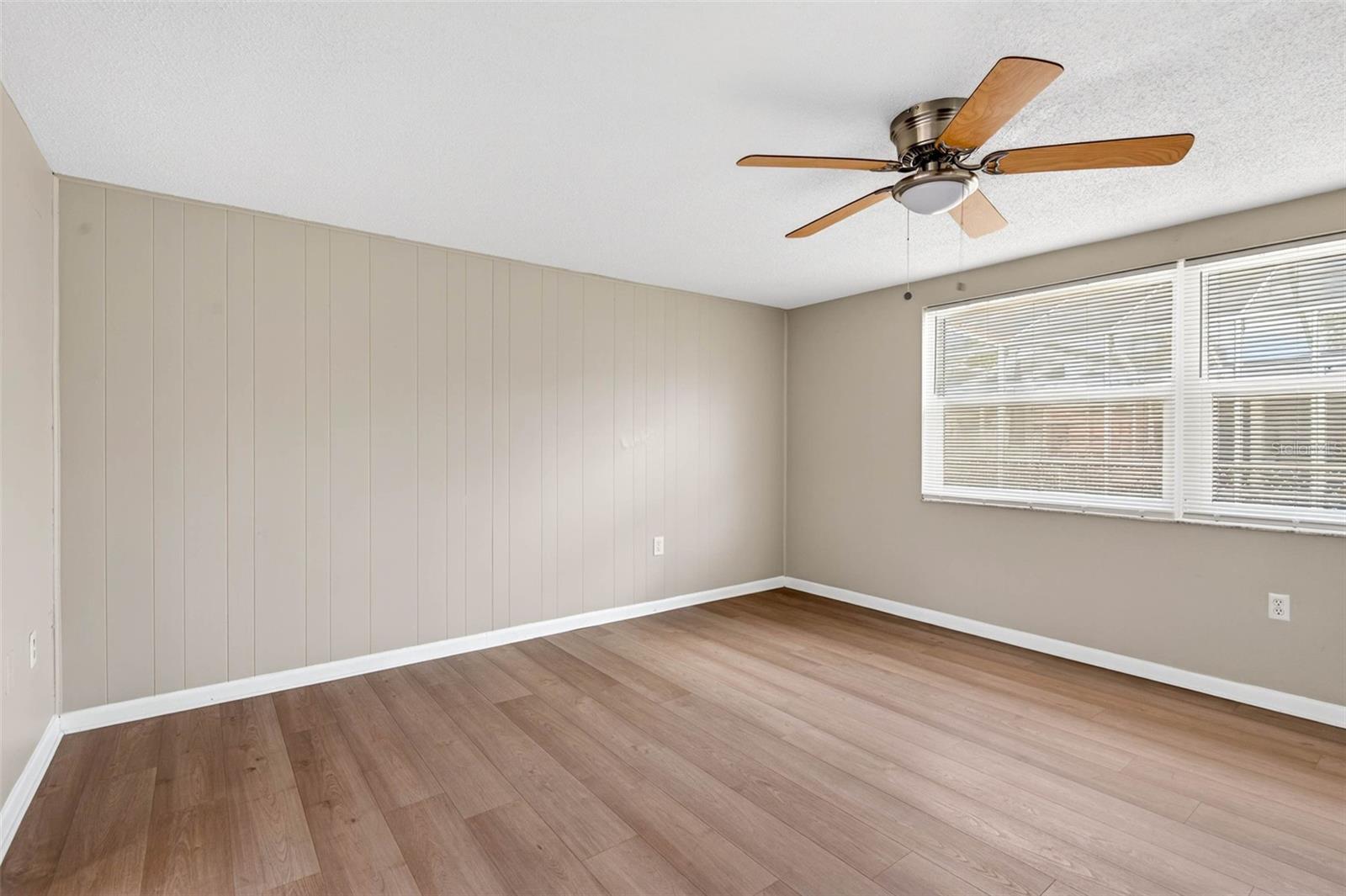 EMBASSY HILLS - Residential