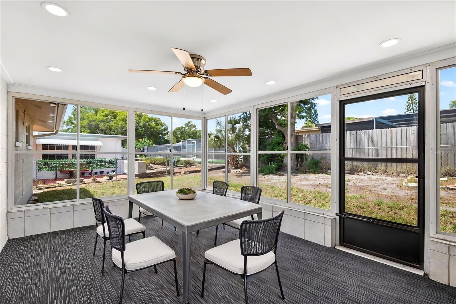 EMBASSY HILLS - Residential