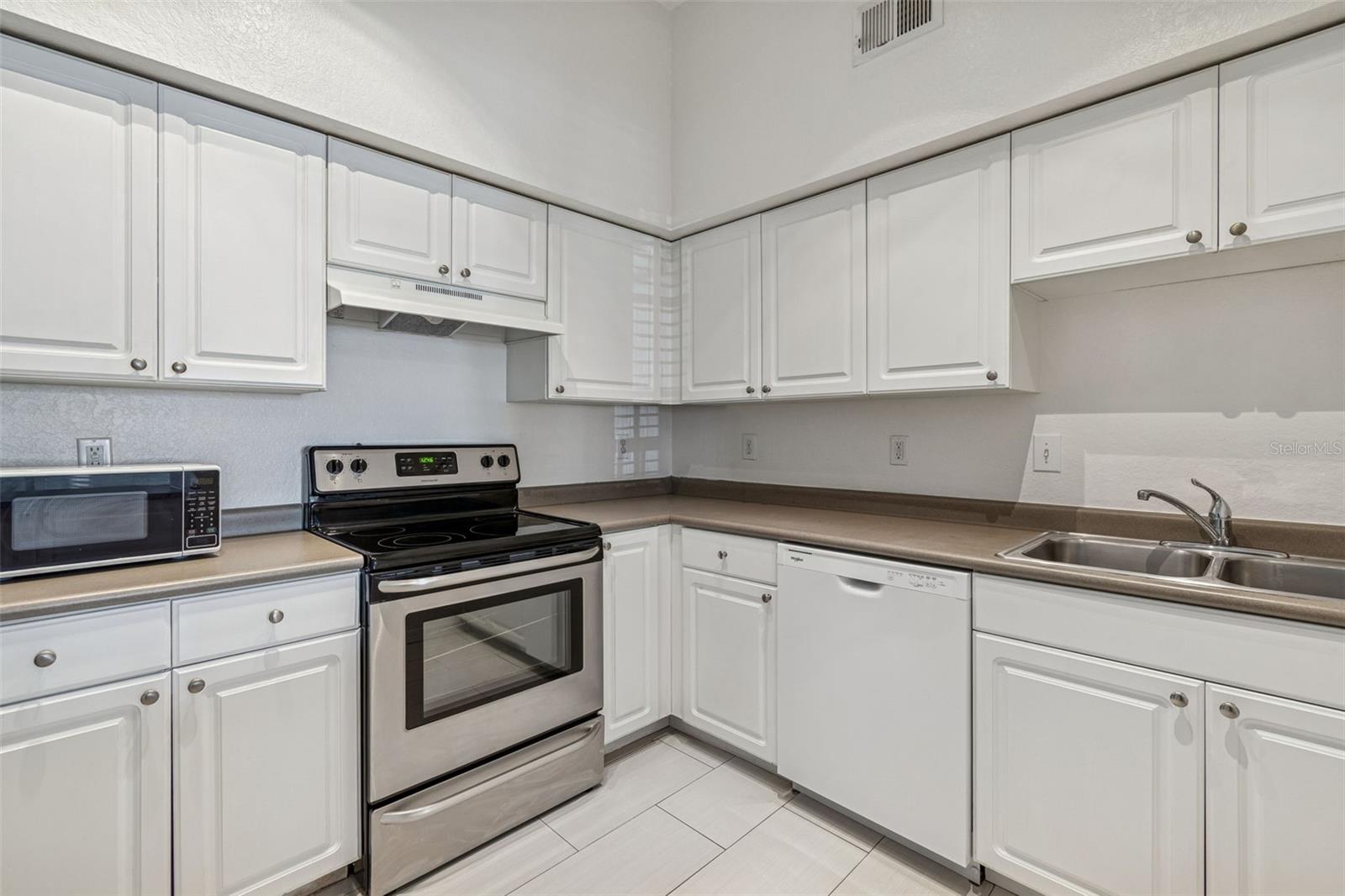 THE MADISON AT SOHO - Residential Lease