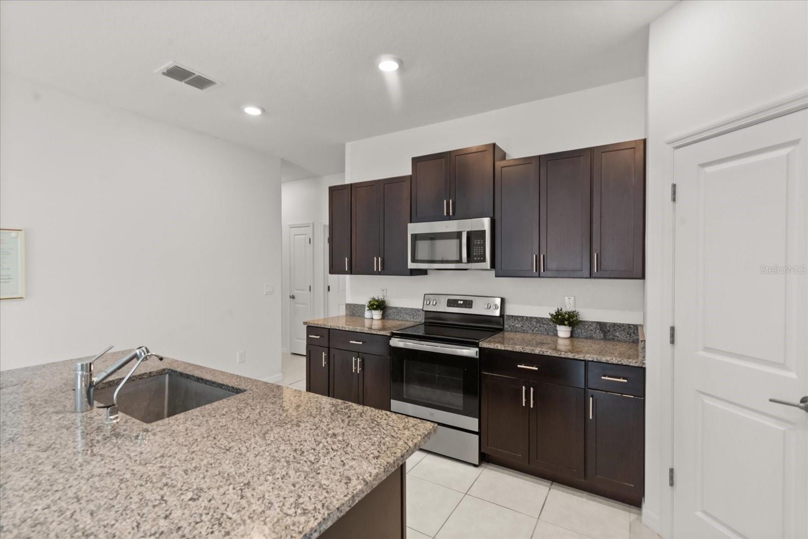 2674 RED EGRET DRIVE