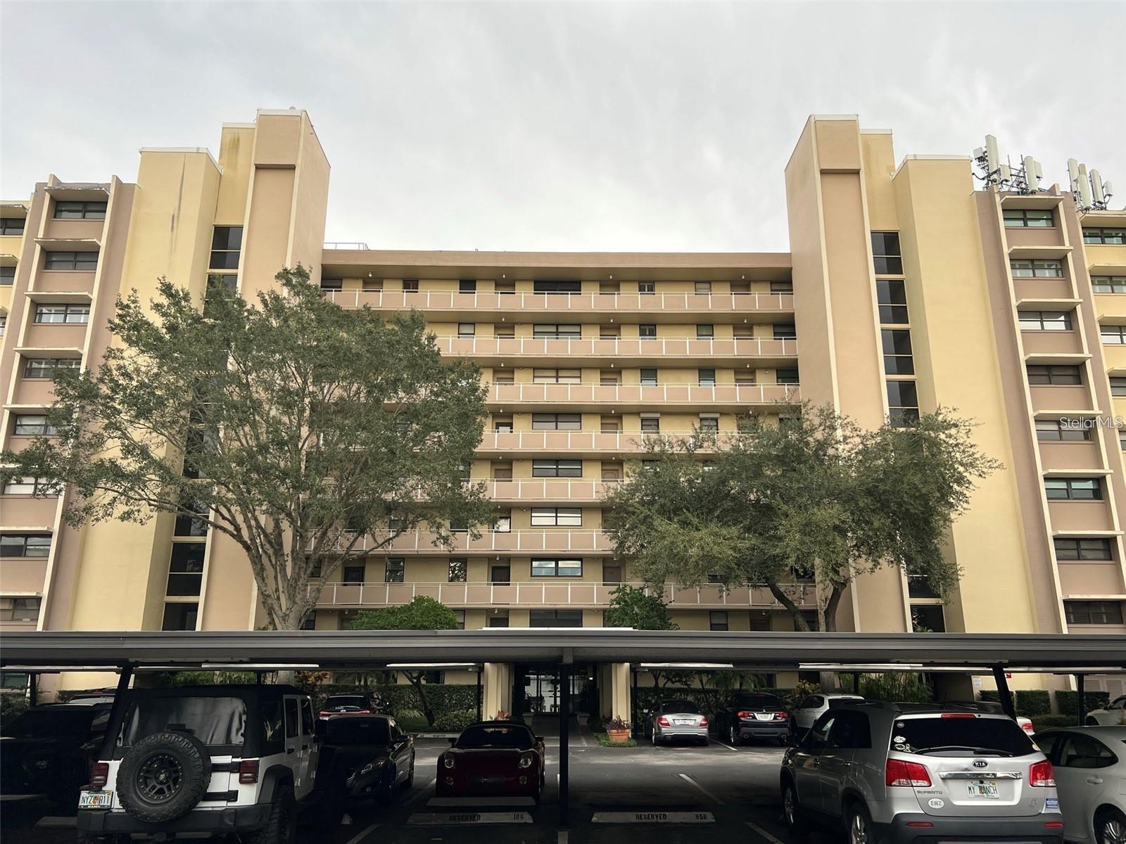 WEST COVE - Residential