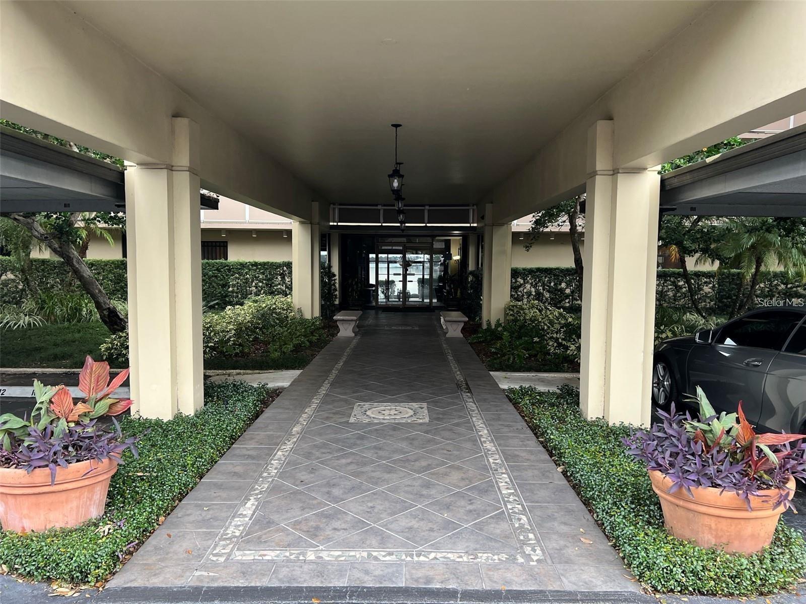 WEST COVE - Residential