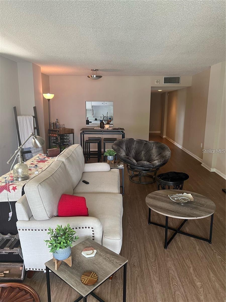 WEST COVE - Residential