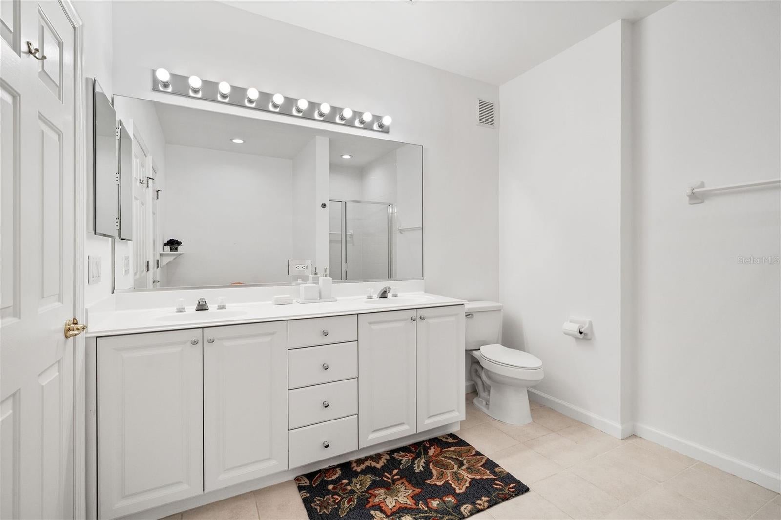 SPRING PARK TOWNHOMES OF SOUTH VILLAGE - Residential