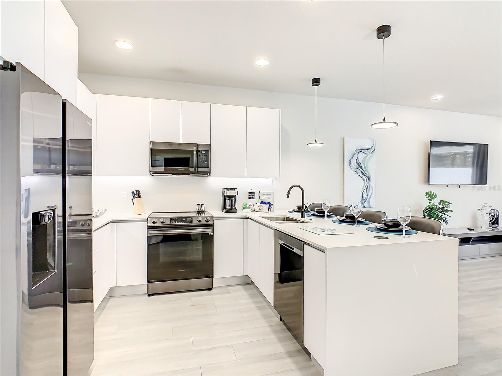 HIDDEN FOREST AT SILVER CREEK - Residential