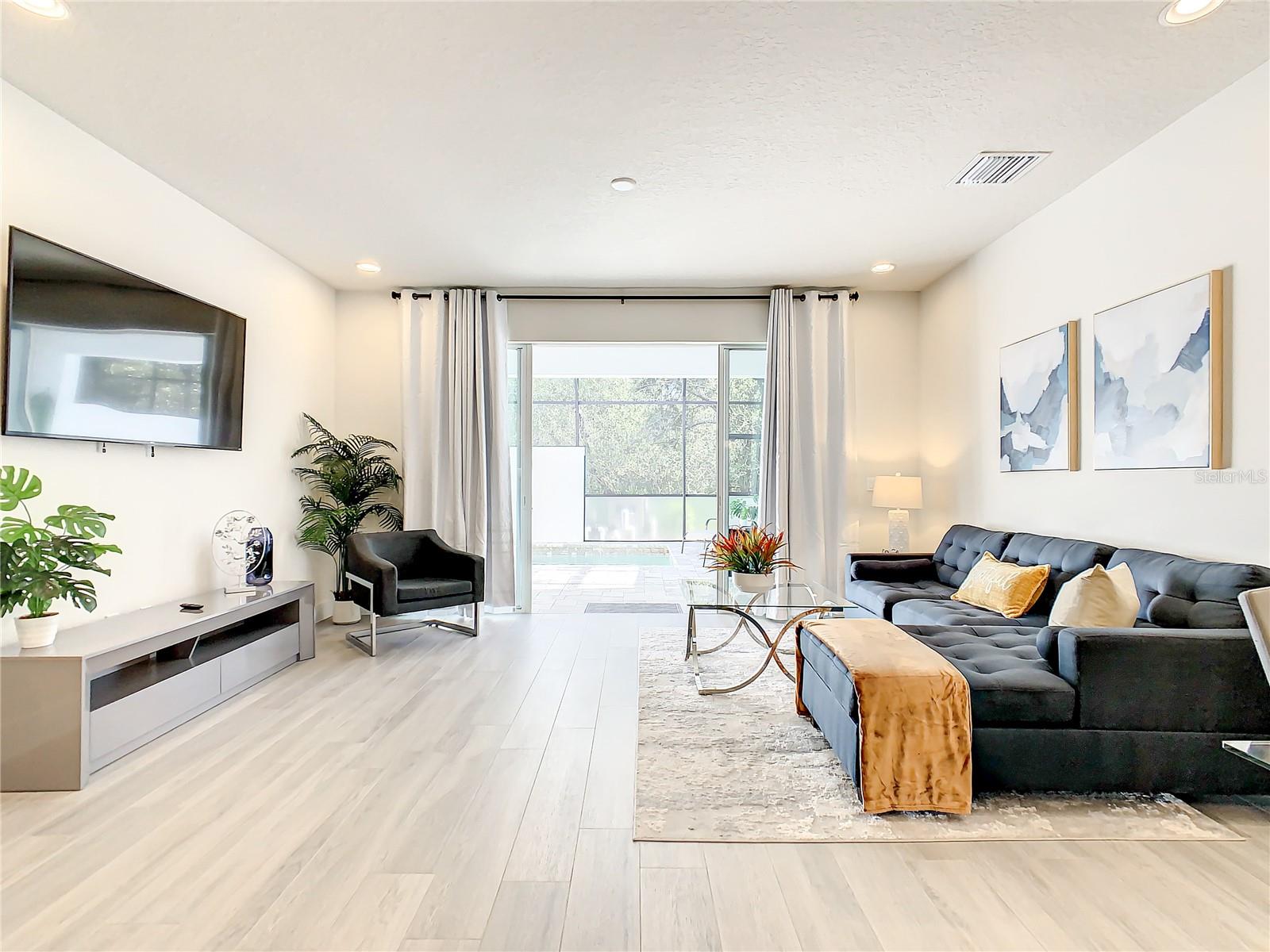 HIDDEN FOREST AT SILVER CREEK - Residential