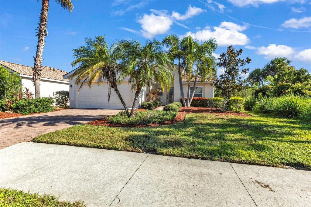 Photo of 11672 Anhinga Avenue, Venice, FL 34292 (MLS # C7529648)