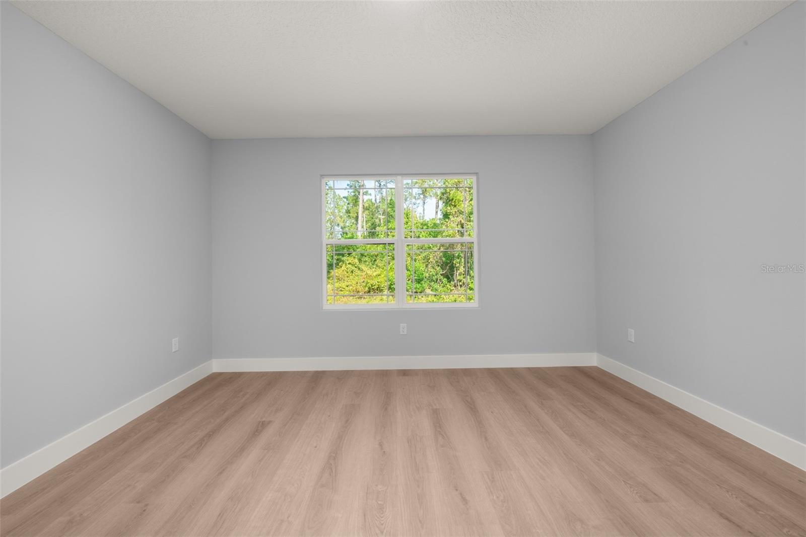 SUN N LAKE - Residential