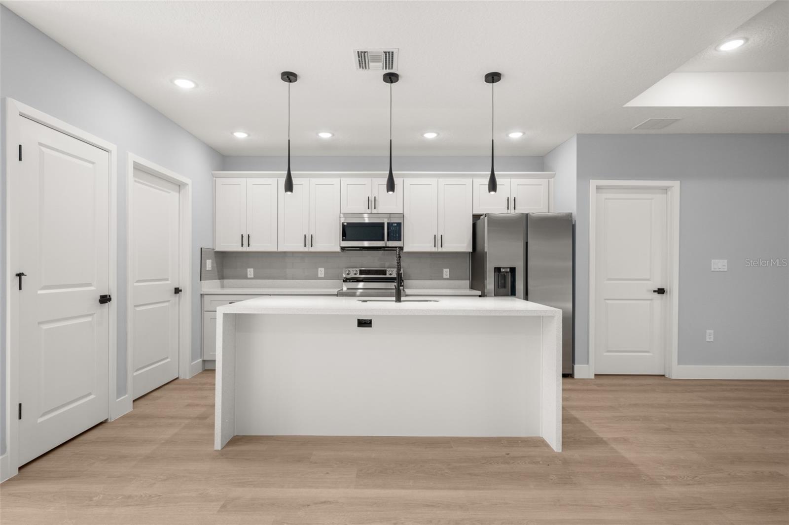 SUN N LAKE - Residential