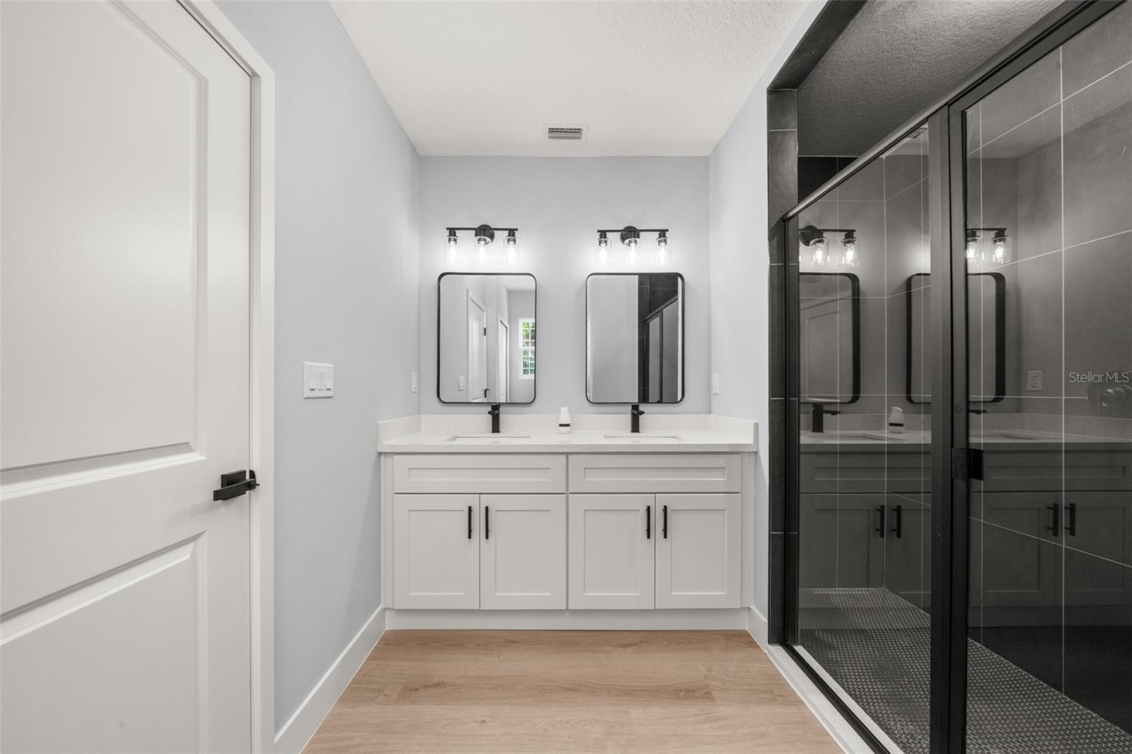 SUN N LAKE - Residential