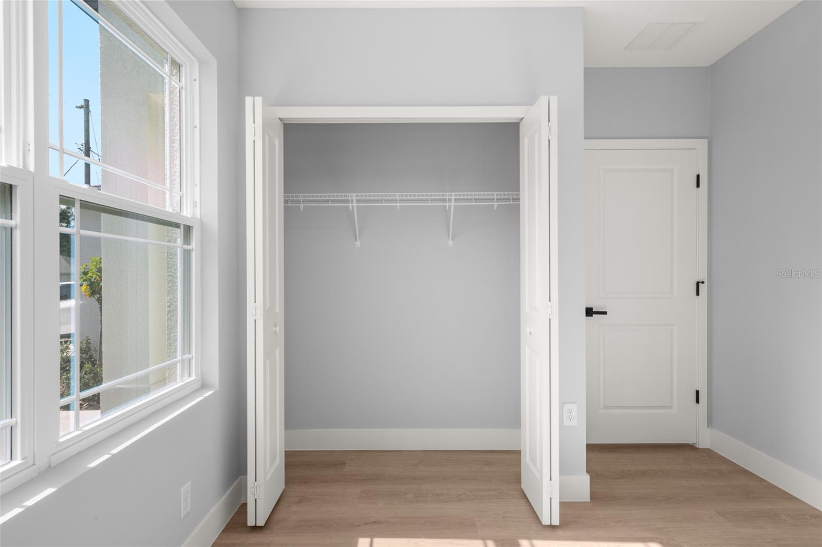 SUN N LAKE - Residential