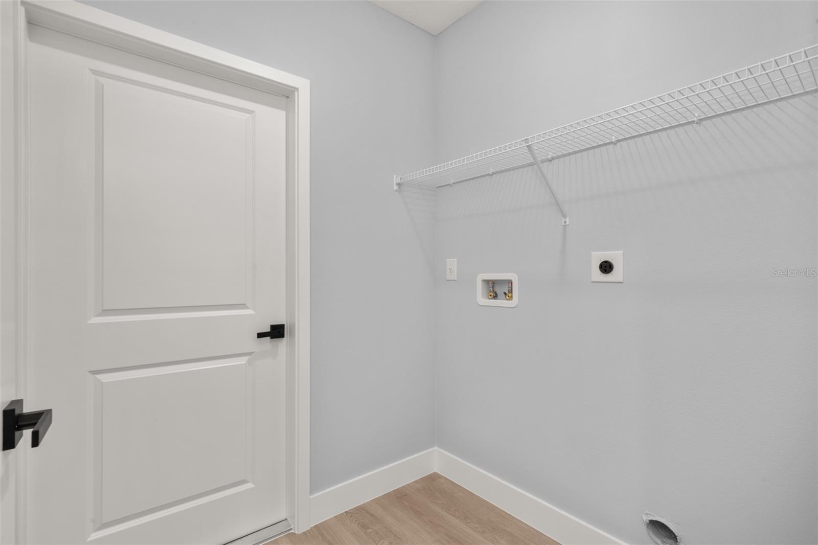 SUN N LAKE - Residential