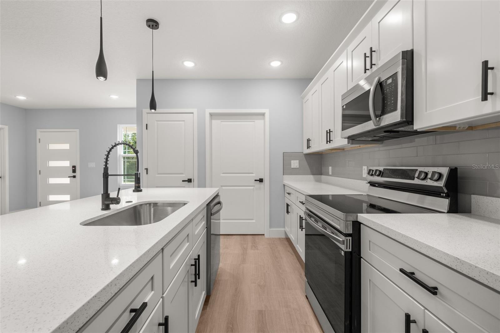 SUN N LAKE - Residential