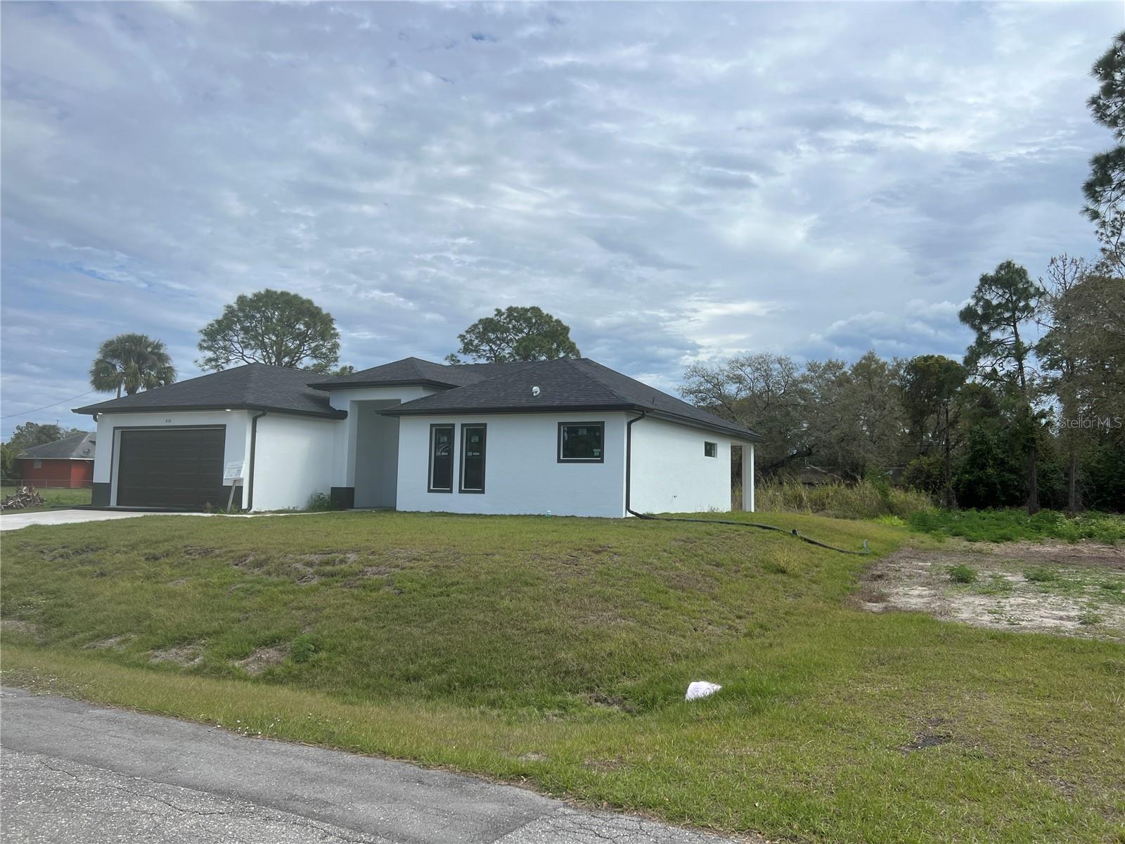 418 CALVIN AVENUE
