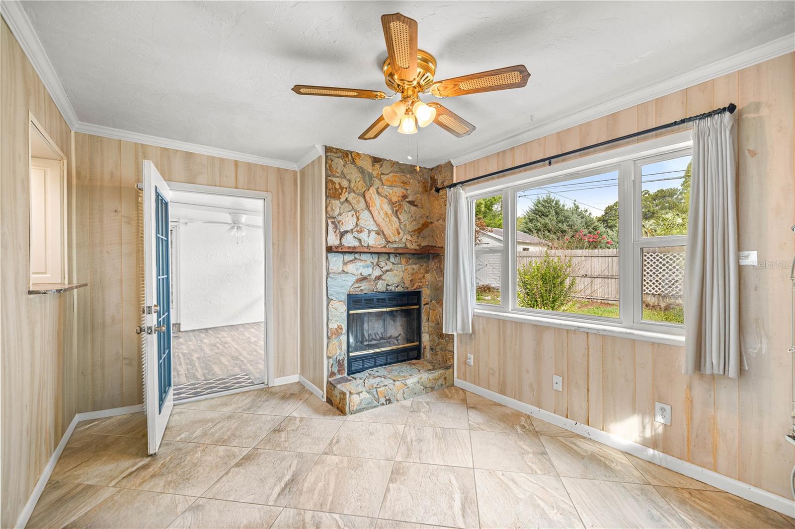 BEVERLY HILLS UNIT 06 SEC 03B - Residential