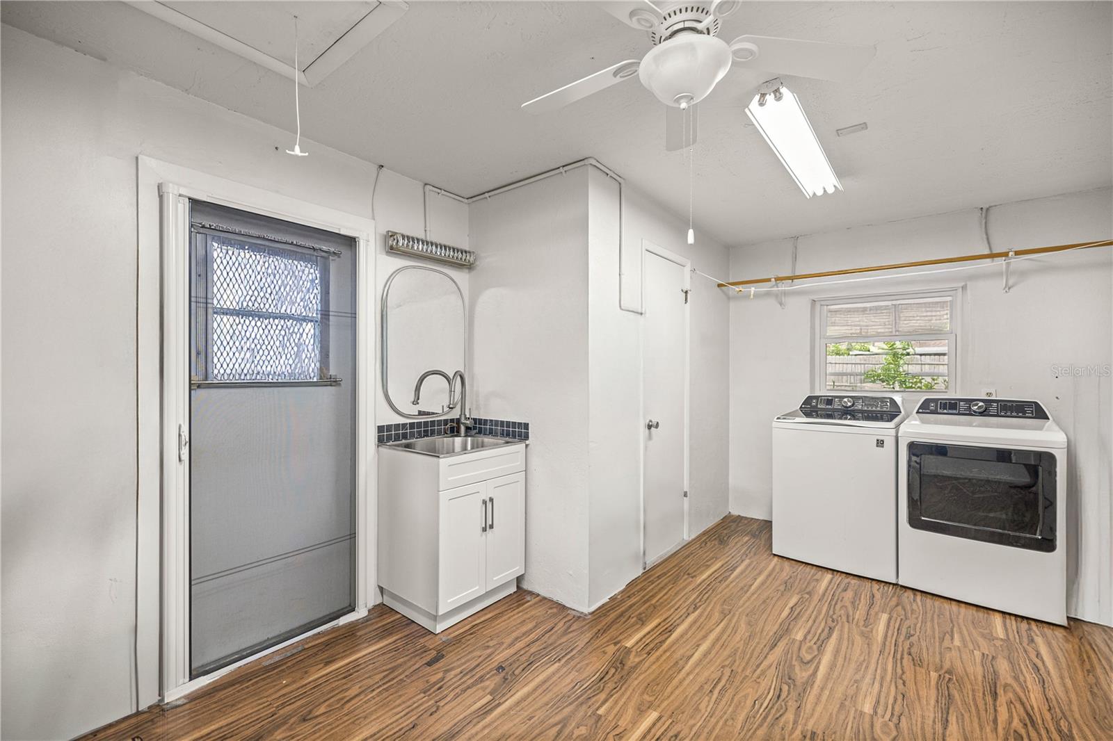 BEVERLY HILLS UNIT 06 SEC 03B - Residential