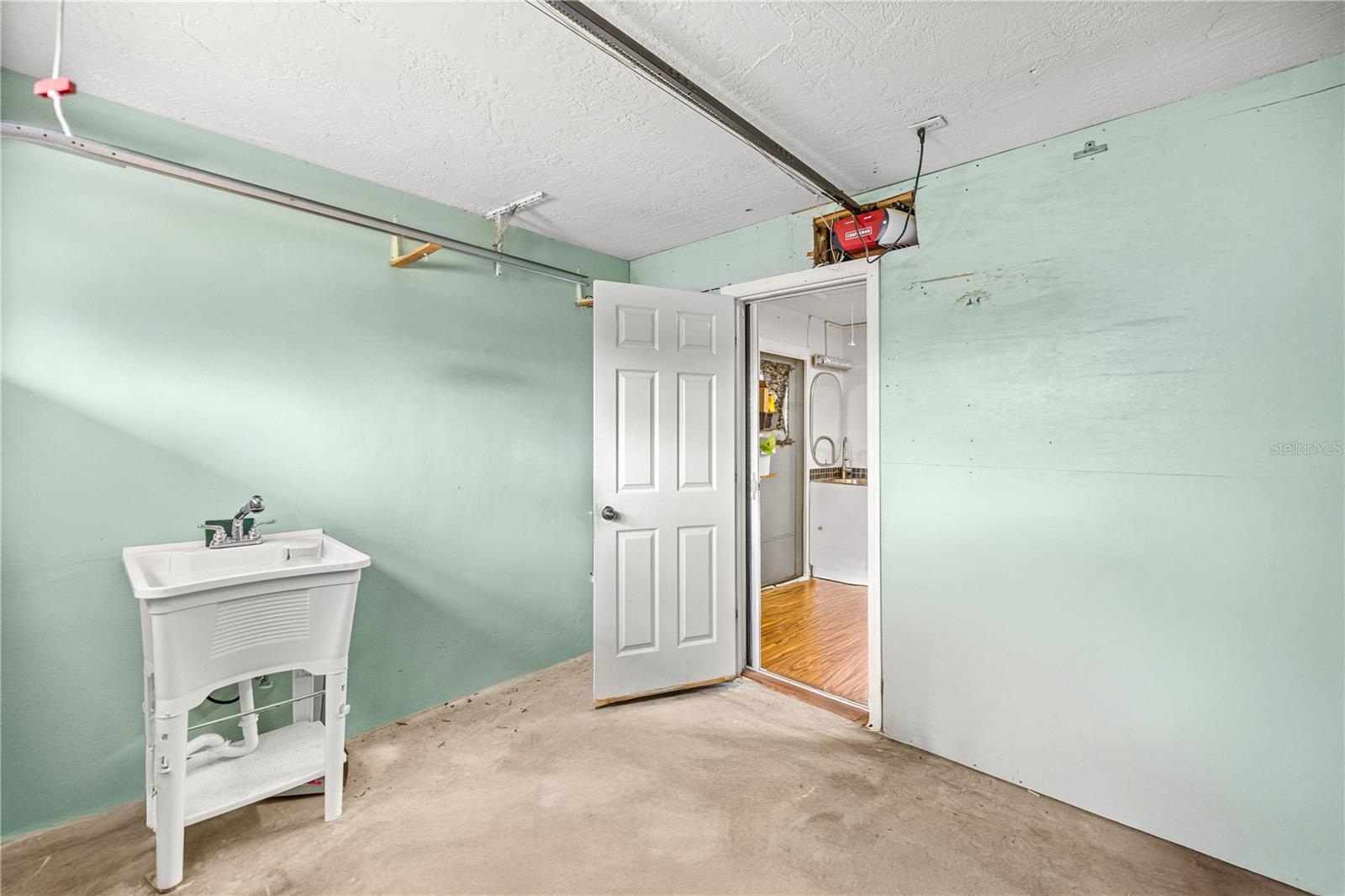 BEVERLY HILLS UNIT 06 SEC 03B - Residential