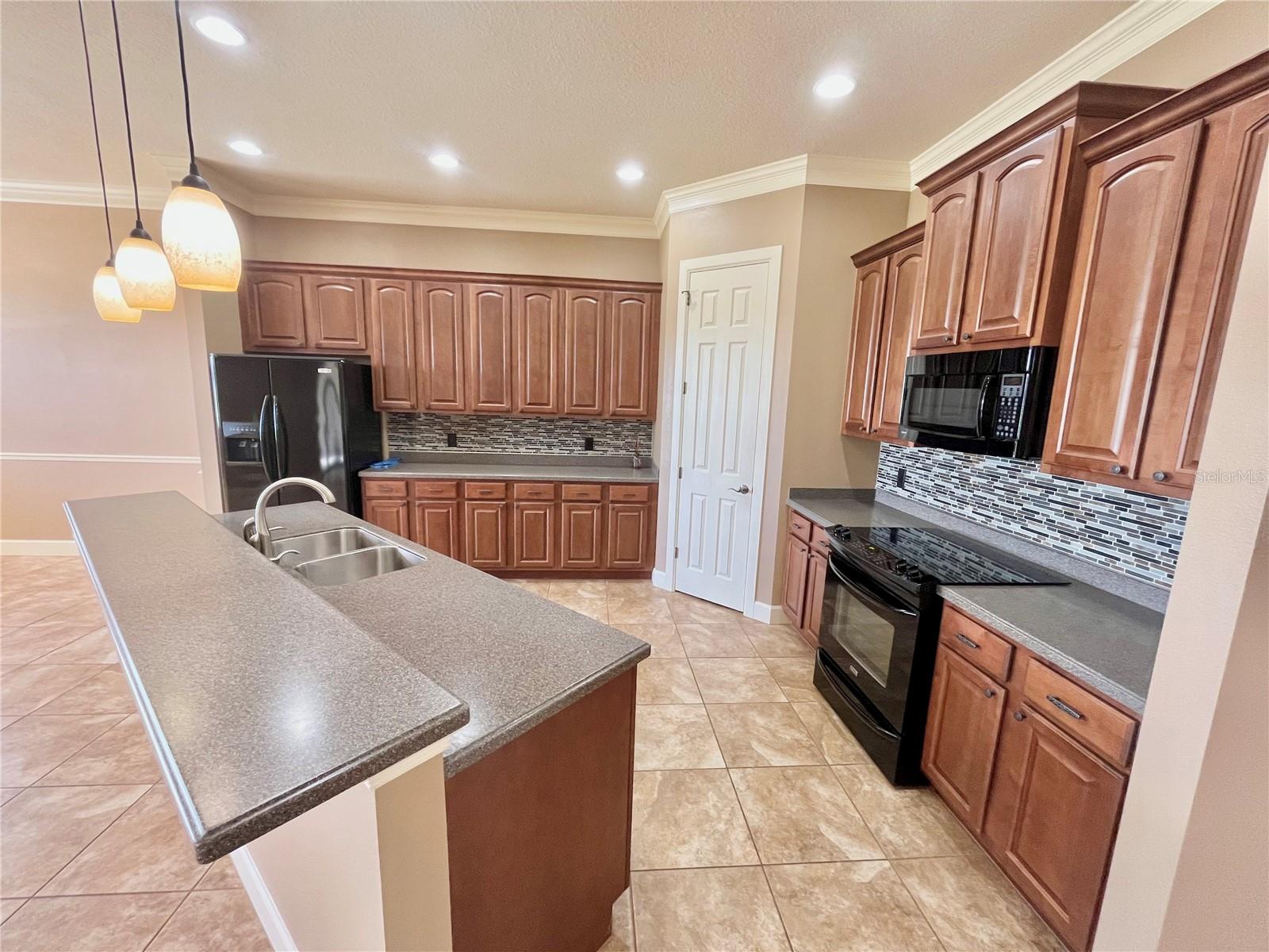 MAGNOLIA WALK PH 01 - Residential