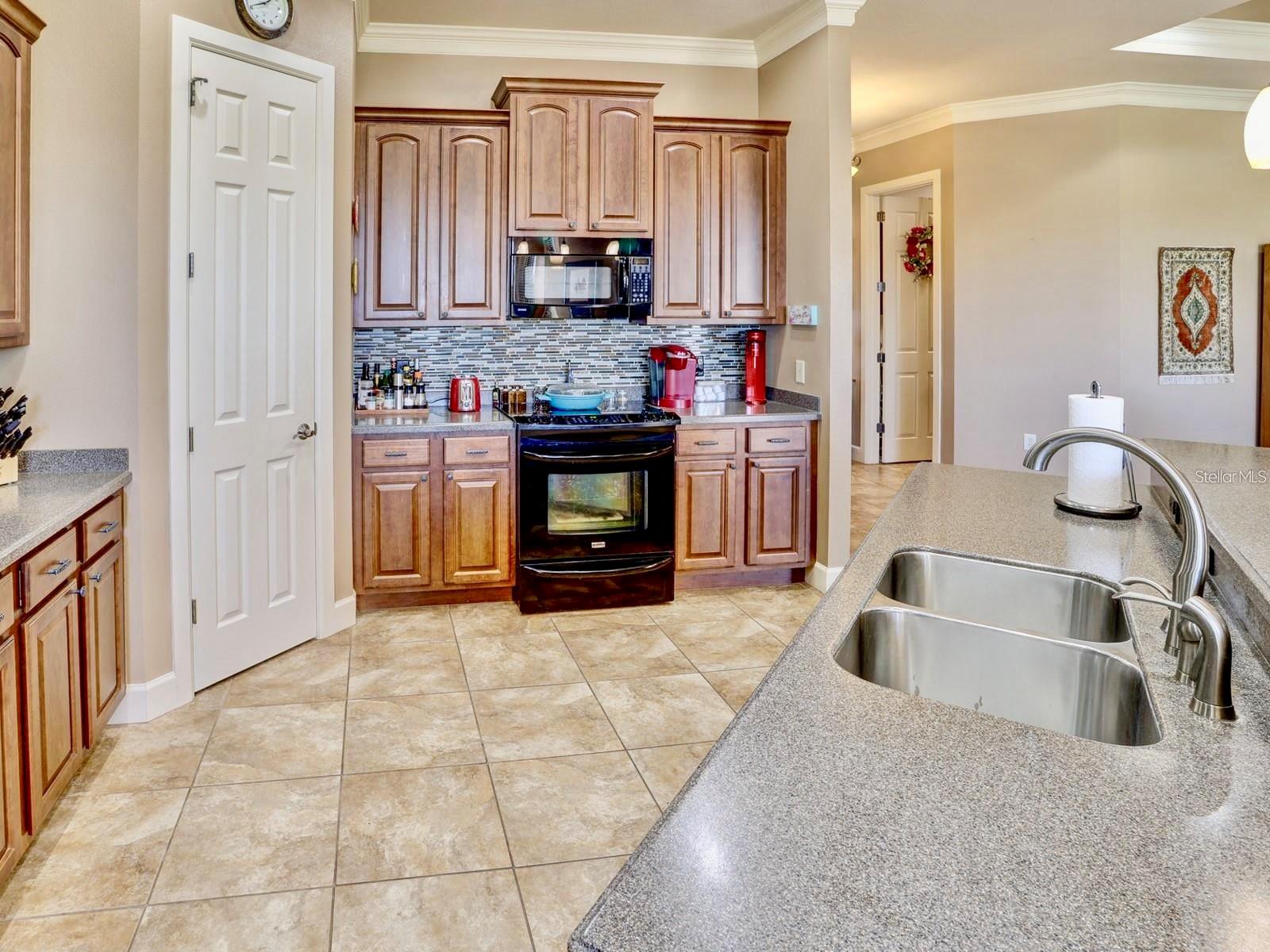 MAGNOLIA WALK PH 01 - Residential