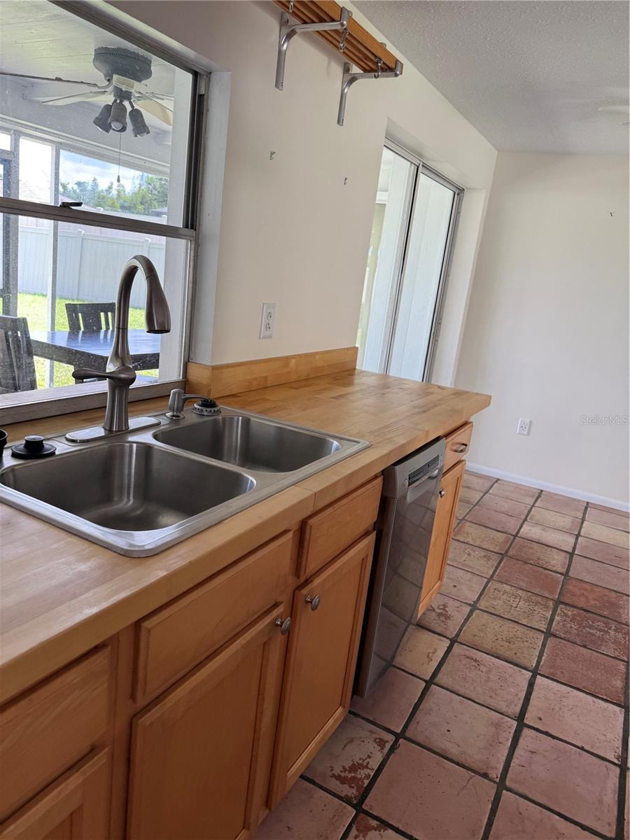 BAY ACRES - RESUB - Residential Lease