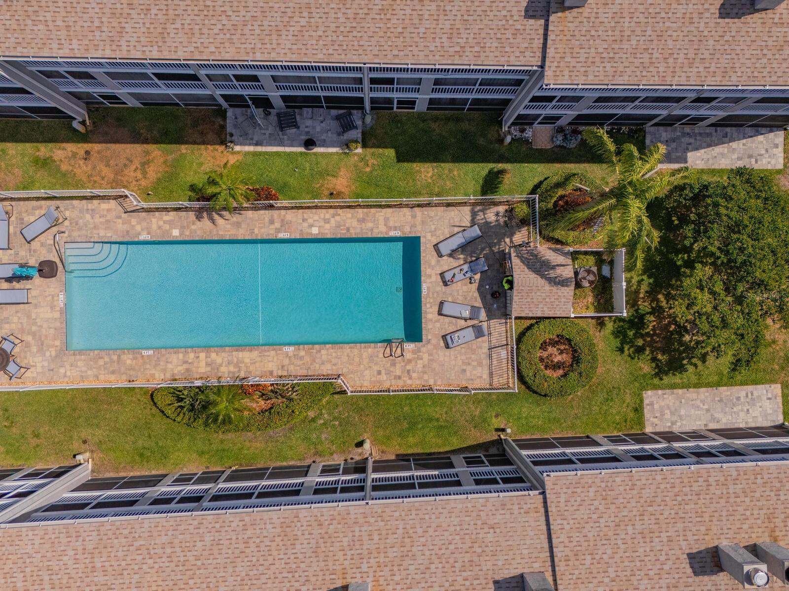 TIERRA SHORES TWNHMS - Residential