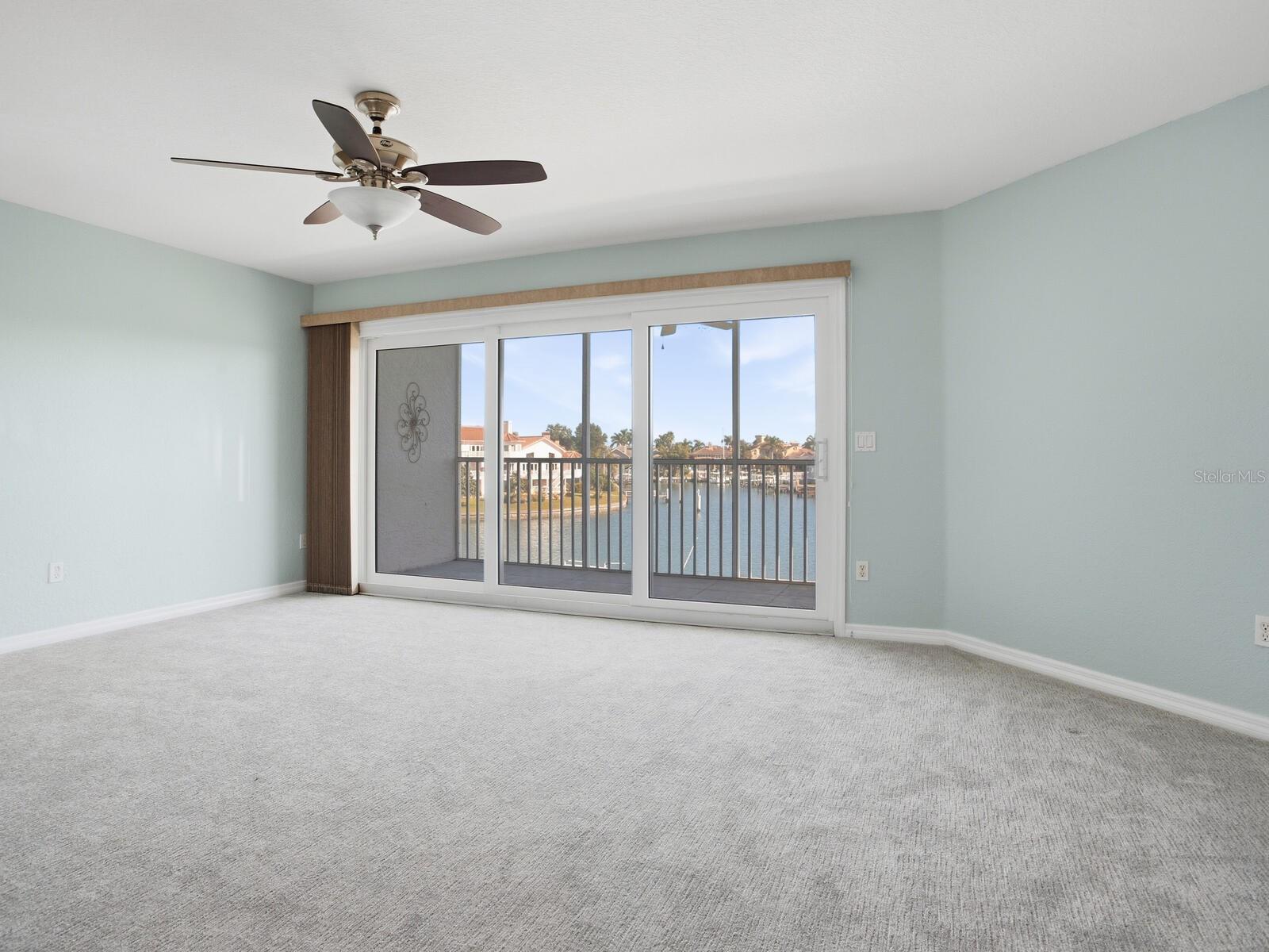 TIERRA SHORES TWNHMS - Residential