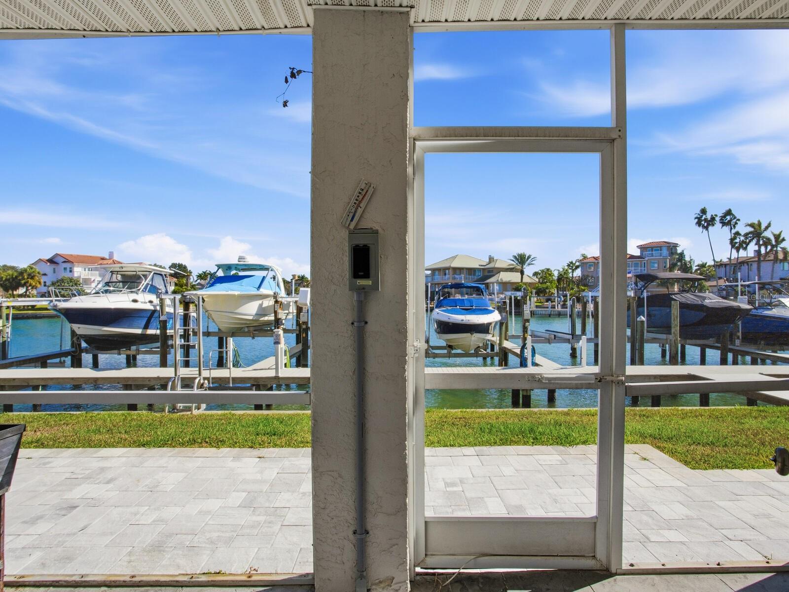 TIERRA SHORES TWNHMS - Residential