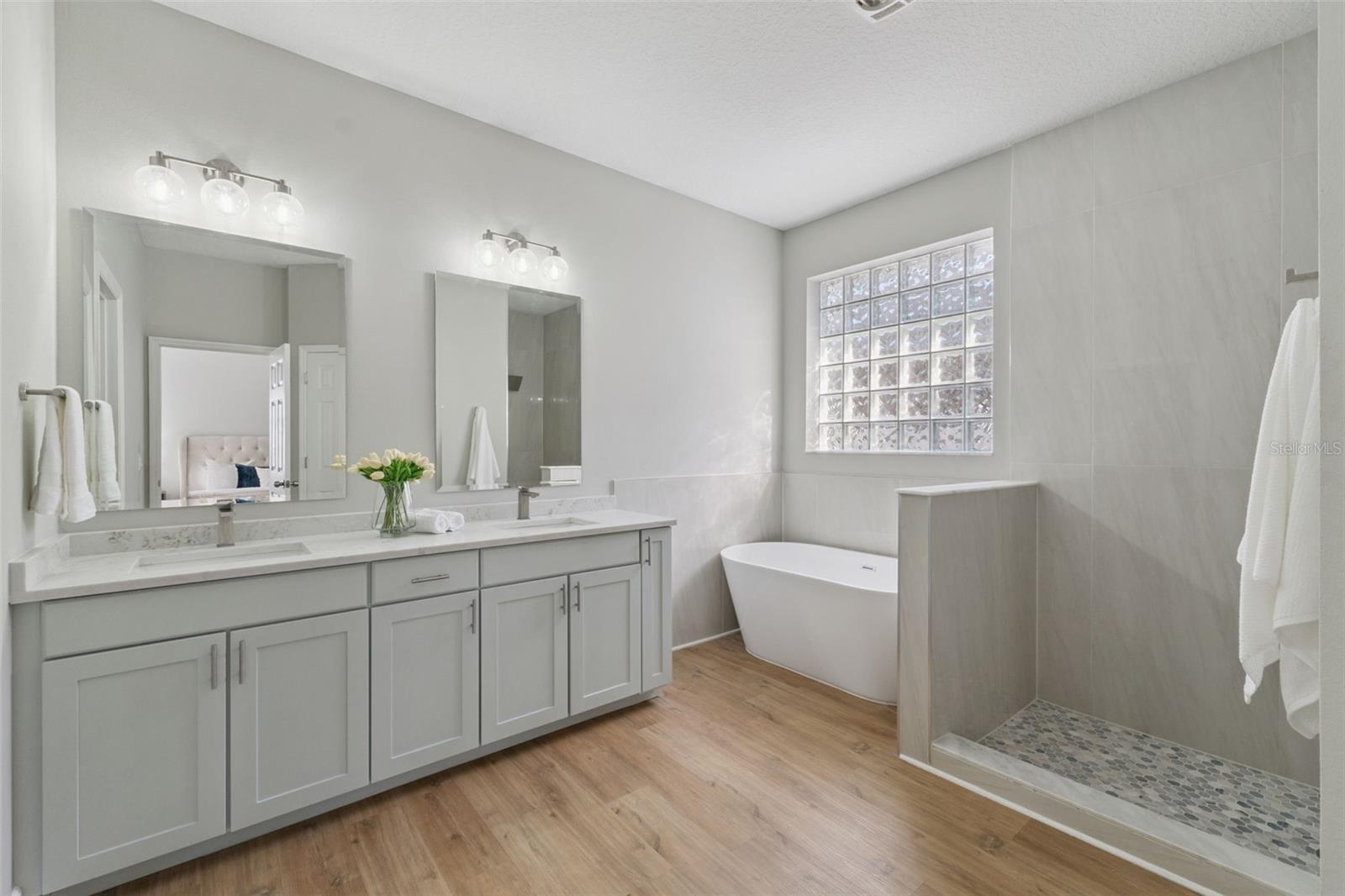 CHERRY RDG - Residential