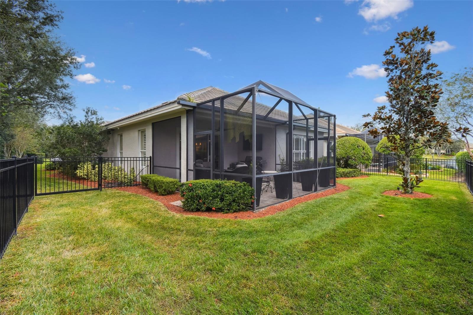 TURNBERRY - Residential