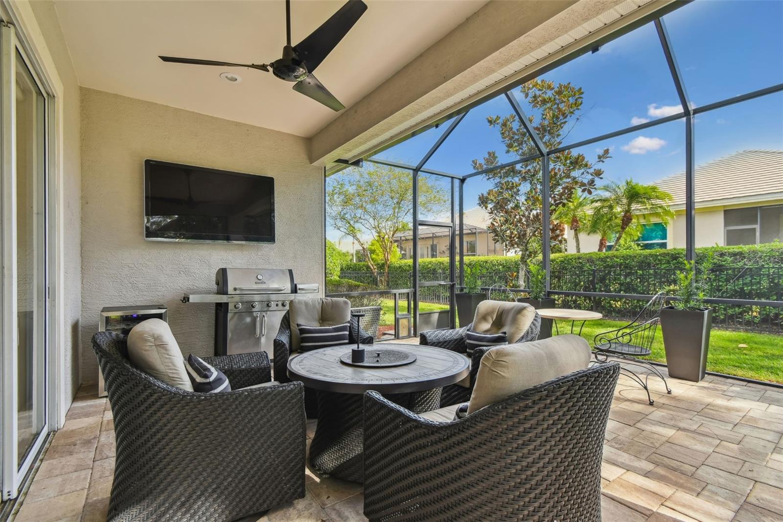 TURNBERRY - Residential