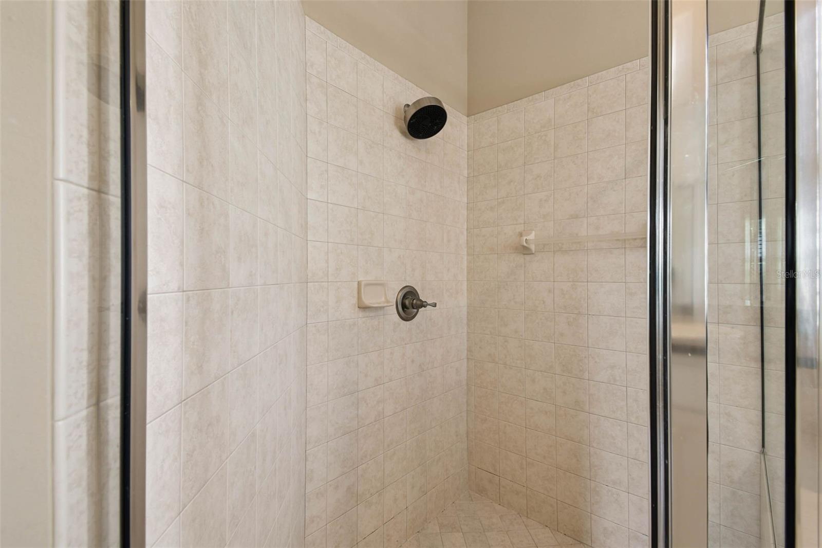 TURNBERRY - Residential