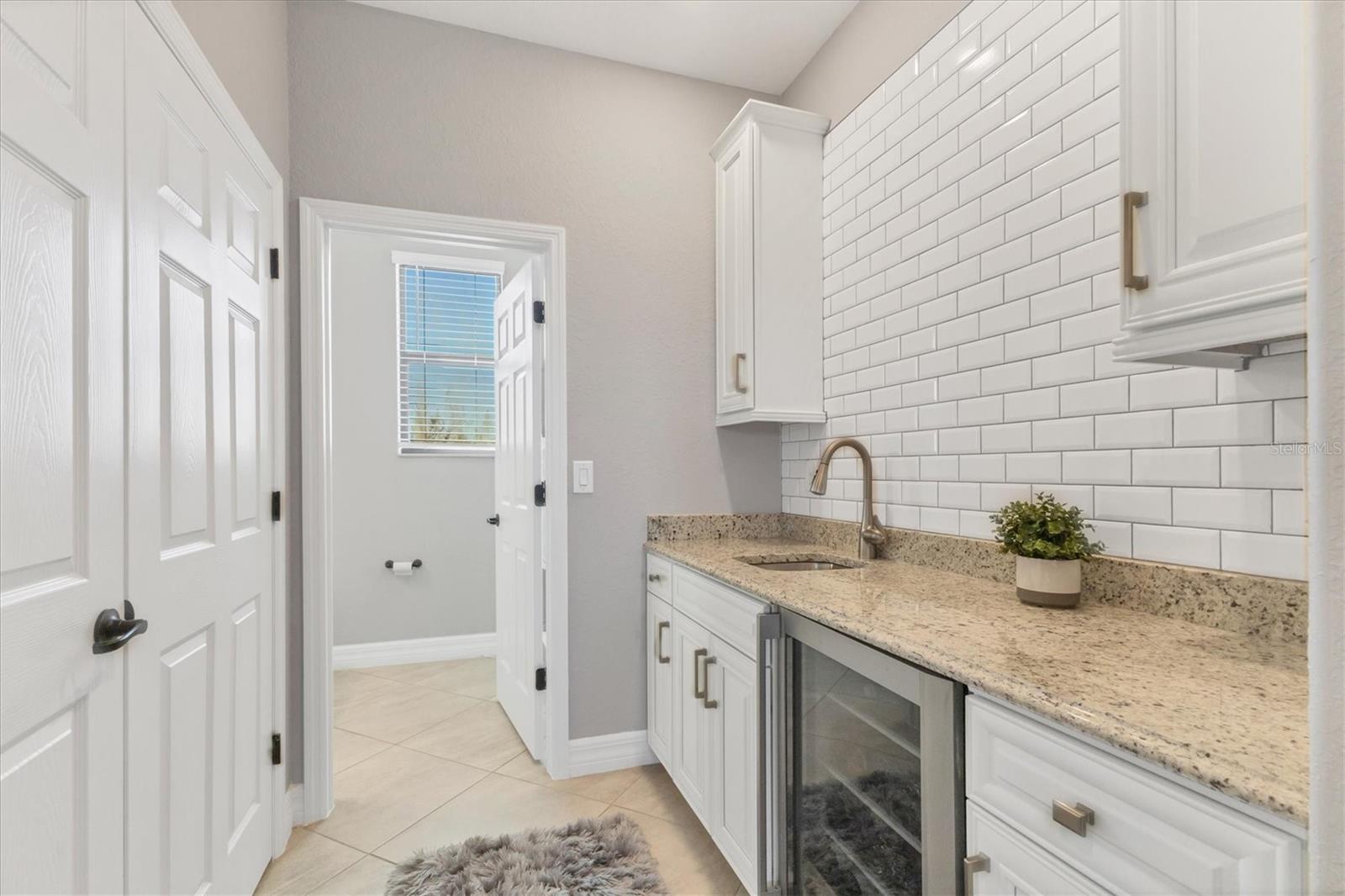 LAKEWOOD NATIONAL GOLF CULB PH II - Residential