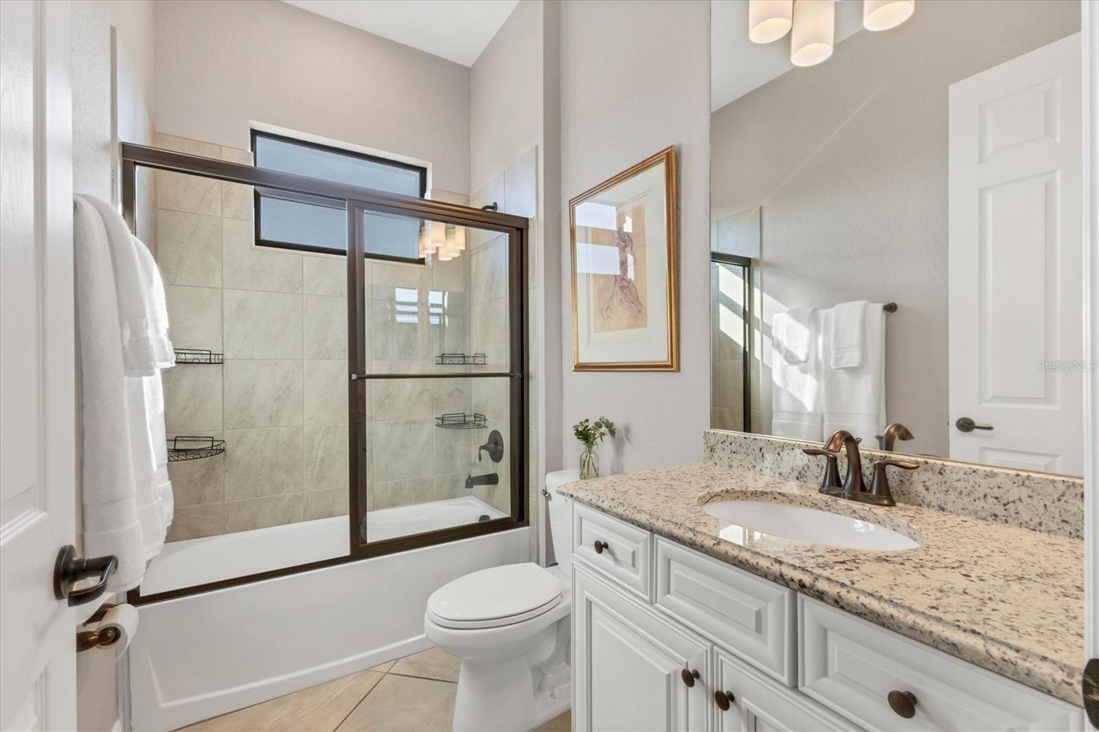 LAKEWOOD NATIONAL GOLF CULB PH II - Residential