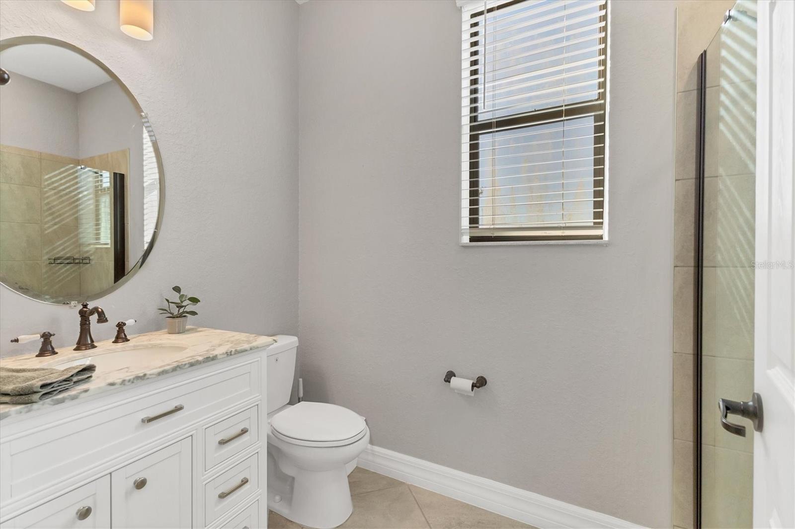 LAKEWOOD NATIONAL GOLF CULB PH II - Residential