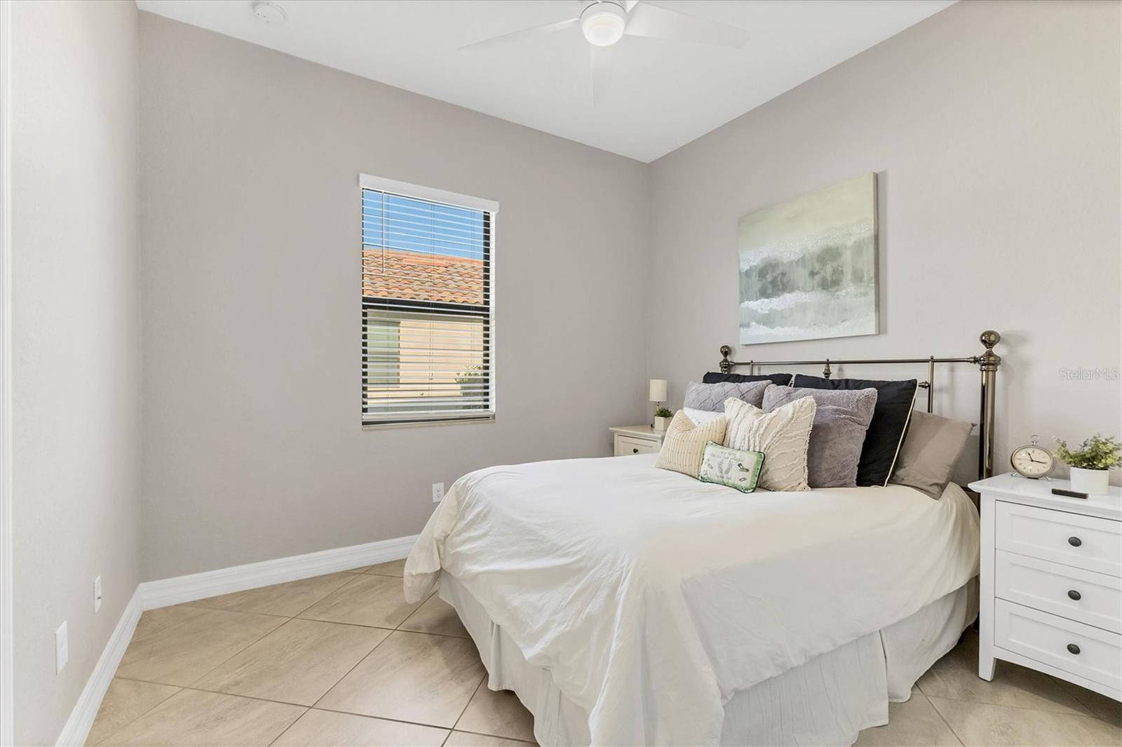 LAKEWOOD NATIONAL GOLF CULB PH II - Residential